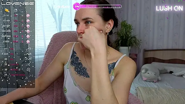 Bella  Swoon online show from 01/06/26, 08:51