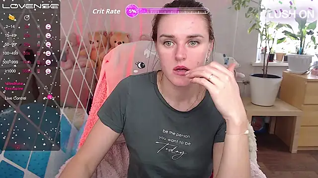 Snapshot of Bella__Swoon chatting on 09/23/25, 08:32 Bella Swoon online show from 09/23/25, 08:32