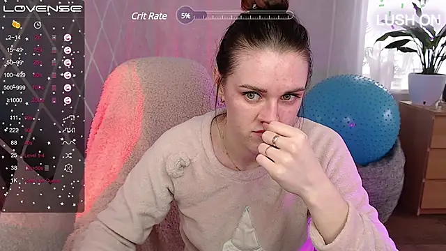 Snapshot of Bella__Swoon chatting on 02/19/25, 10:45 Bella Swoon online show from 02/19/25, 10:45