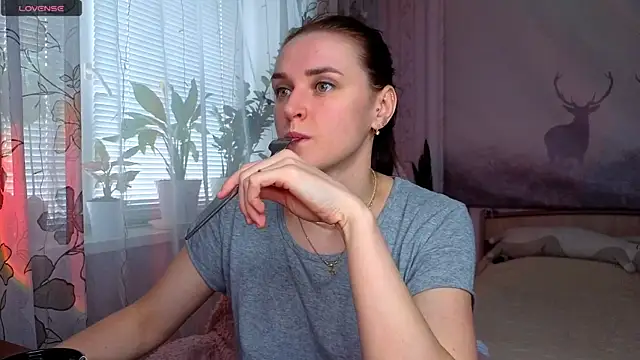 Snapshot of Bella__Swoon chatting on 05/12/26, 05:26 Bella Swoon online show from 05/12/26, 05:26
