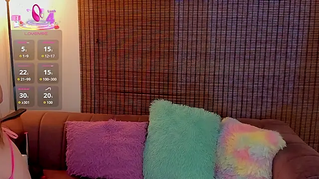 ariana cross online show from 01/11/26, 12:45