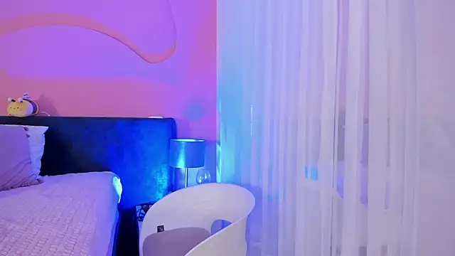 Alaia Manson online show from 10/06/25, 11:55