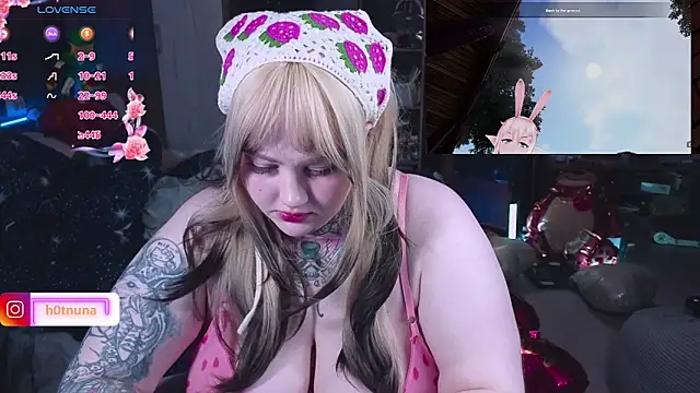 Snapshot of Byeol_Dae_ chatting on 02/14/25, 11:20 Byeol Dae online show from 02/14/25, 11:20