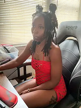 LeyaHoneybuns online show from 09/30/25, 03:18