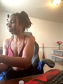 LeyaHoneybuns online show from 11/18/25, 05:05