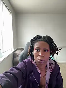 LeyaHoneybuns online show from 04/28/26, 02:54