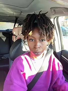 LeyaHoneybuns online show from 11/02/25, 12:54