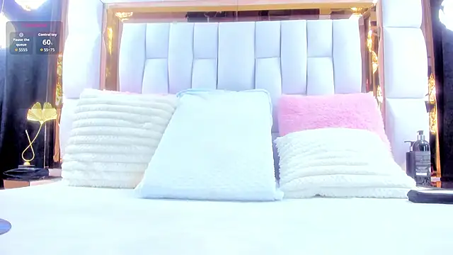 RileySweett online show from 11/23/25, 11:42