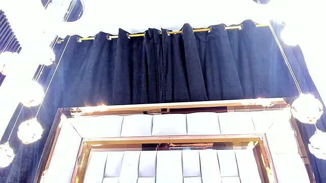 RileySweett online show from 10/03/25, 11:45