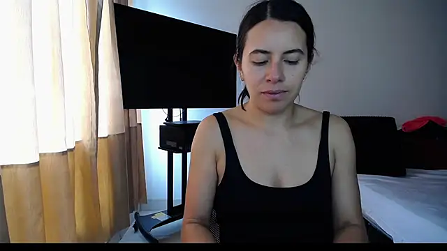 Mariam Gomezxxx online show from 10/27/25, 03:24