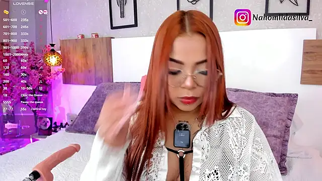 nahomiidasilva  online show from 05/07/26, 07:50