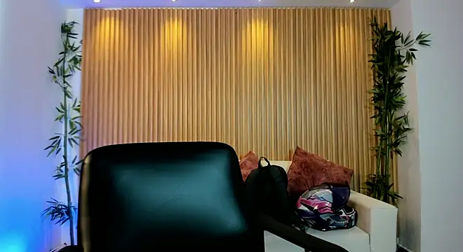 paulina sweett  online show from 05/23/26, 12:37