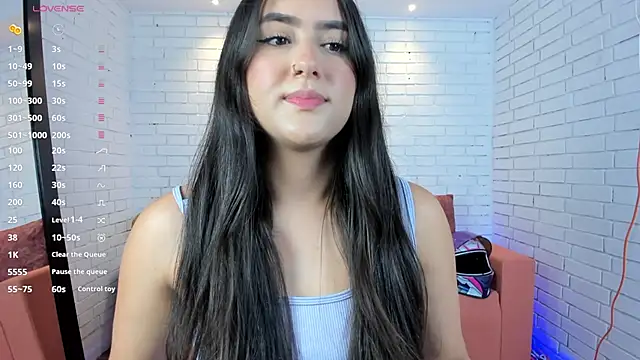 Snapshot of paulina_sweett_ chatting on 10/08/25, 01:01 paulina sweett online show from 10/08/25, 01:01