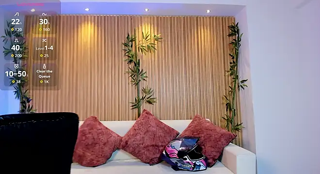 paulina sweett  online show from 03/18/26, 02:52