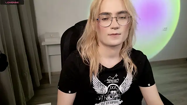 CuteYukiKun online show from 03/13/26, 06:13