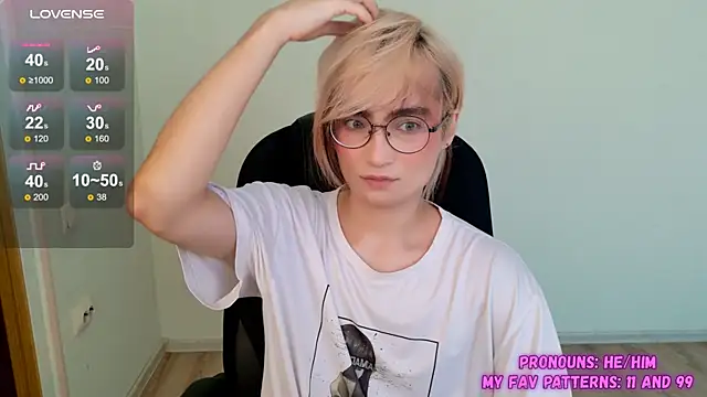 CuteYukiKun online show from 10/03/25, 08:16