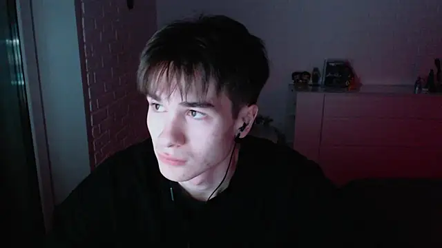 MarkusDean online show from 11/05/25, 04:21