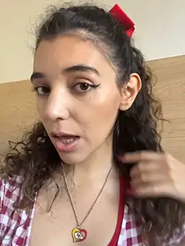 uniquerossie online show from 11/05/25, 01:36