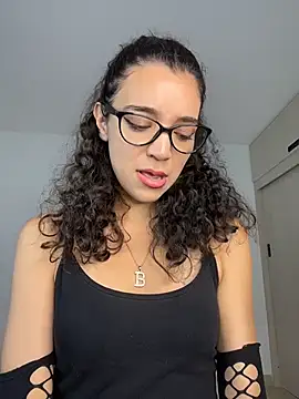 uniquerossie online show from 02/18/26, 07:28