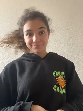 uniquerossie online show from 11/09/25, 10:08