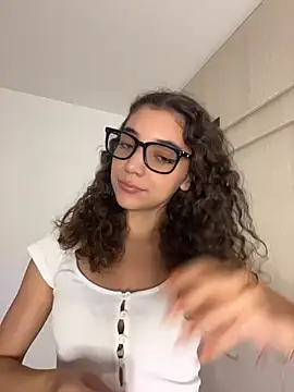 uniquerossie online show from 02/09/26, 07:06