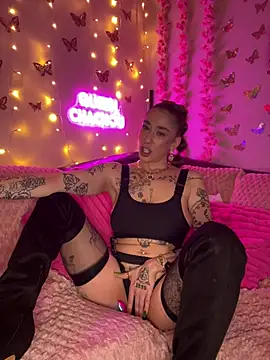 Chachou000 online show from 03/17/25, 11:02