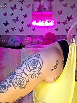 Chachou000 online show from 05/29/26, 06:03