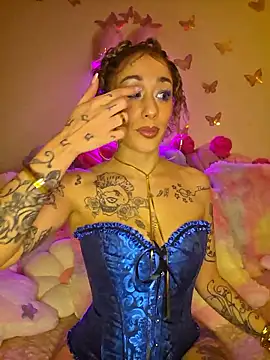 Chachou000 online show from 01/12/26, 08:04