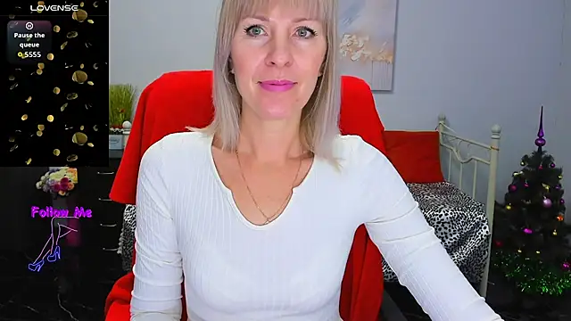 Snapshot of Anita_Tayson chatting on 12/21/25, 07:21 Anita Tayson online show from 12/21/25, 07:21