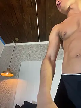 ALAN SANTHOS online show from 04/12/26, 05:44