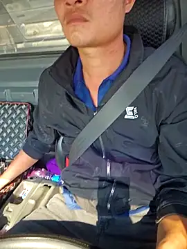 Vanilahirl online show from 11/25/25, 03:07