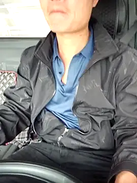 Vanilahirl online show from 11/19/25, 05:07