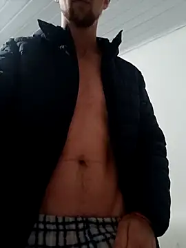 Kaue007 online show from 10/27/25, 02:18