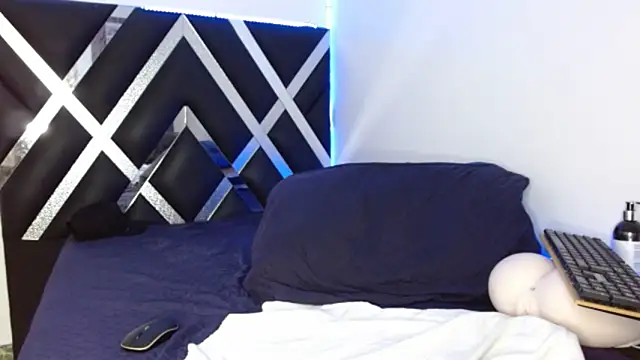 Levy Steve online show from 04/11/26, 06:22