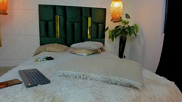 Levy Steve online show from 09/24/25, 06:53