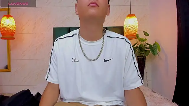 Levy Steve online show from 10/08/25, 03:30