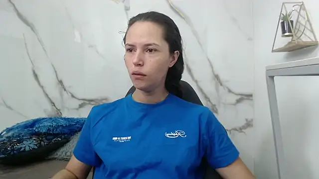 Lindsey8 online show from 05/18/26, 02:00