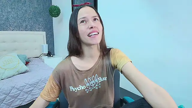 Lindsey8 online show from 03/14/25, 04:30