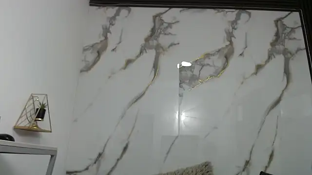 Lindsey8 online show from 04/04/26, 01:28