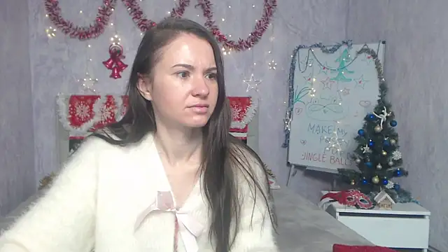 KaraCriegs online show from 12/17/25, 06:46