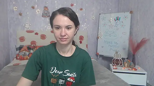 KaraCriegs online show from 11/25/25, 06:52