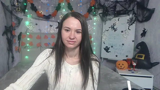 KaraCriegs online show from 11/01/25, 06:35