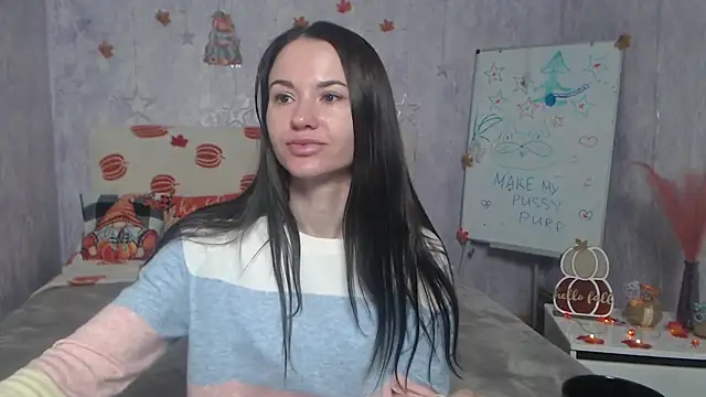 KaraCriegs online show from 11/29/25, 07:25