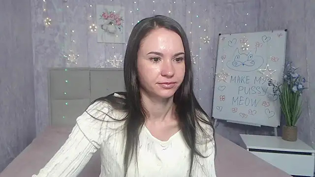 KaraCriegs online show from 09/22/25, 05:41