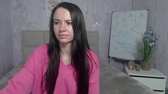 KaraCriegs online show from 11/10/25, 06:24