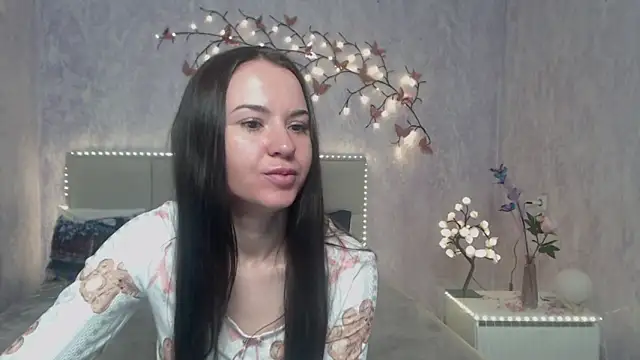 KaraCriegs online show from 03/07/26, 06:35