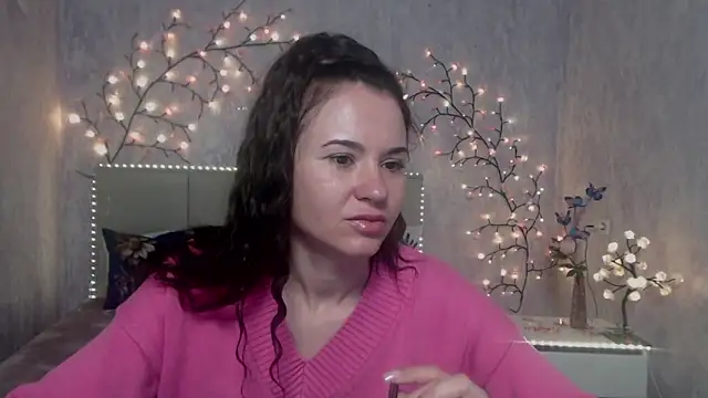 KaraCriegs online show from 04/15/26, 08:20