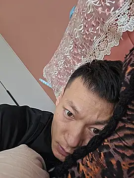 Snapshot of Xpj123 chatting on 07/15/26, 01:34 Xpj123 online show from 07/15/26, 01:34