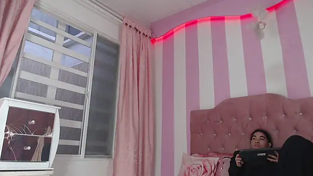Snapshot of zaleya_mateus chatting on 06/17/26, 10:58 zaleya mateus online show from 06/17/26, 10:58