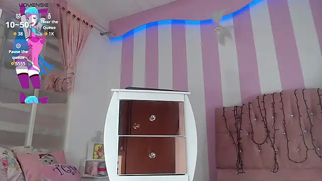 Snapshot of zaleya_mateus chatting on 10/15/25, 10:56 zaleya mateus online show from 10/15/25, 10:56